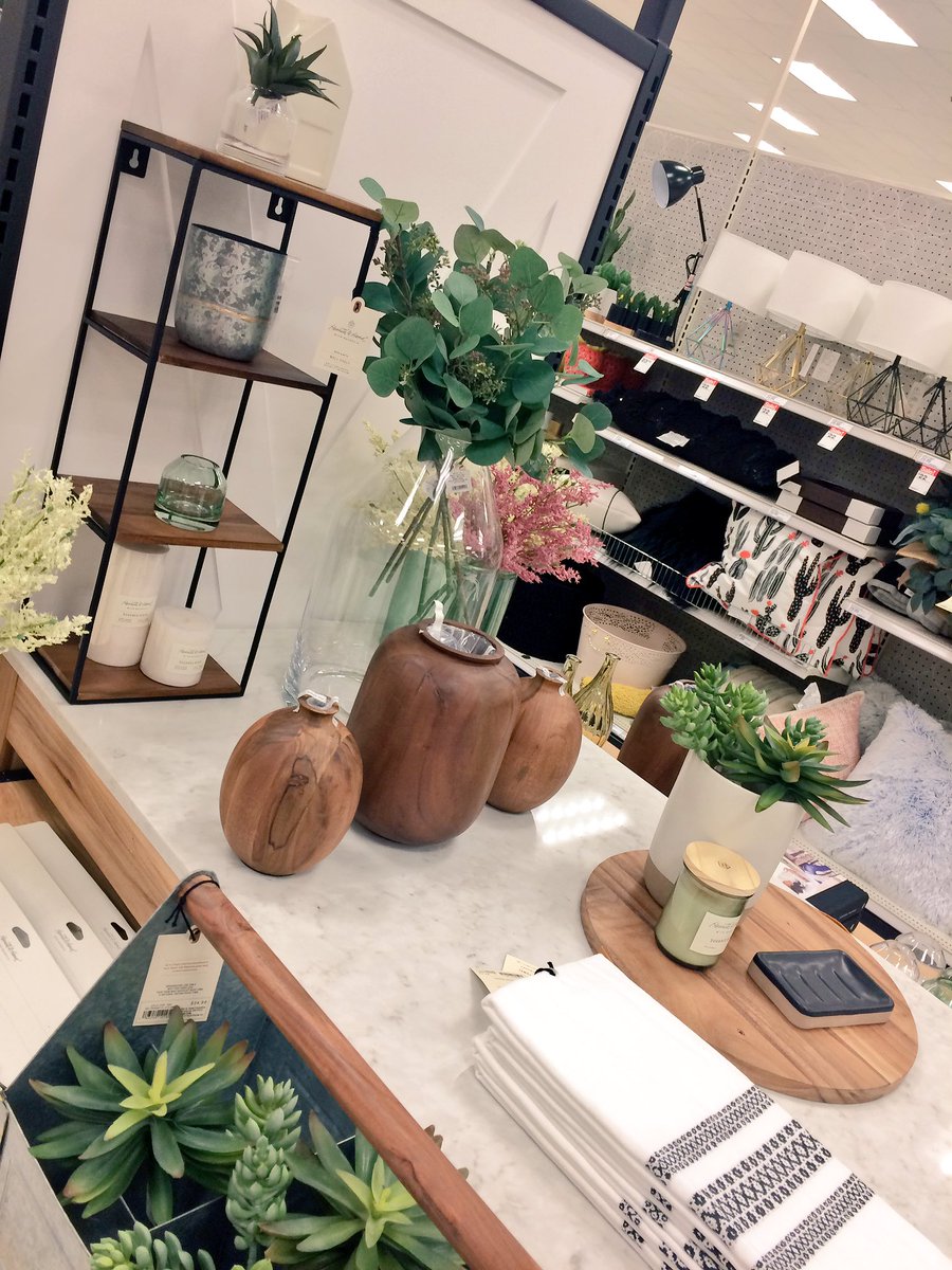 Dana Gill tweet media