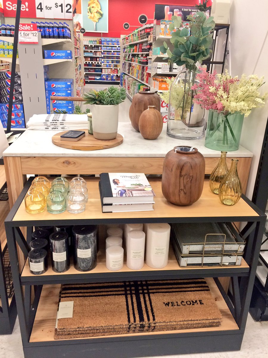 Dana Gill tweet media