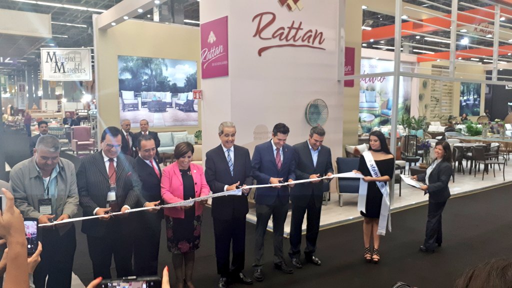 MauroGarzaMarin's tweet photo. . @ComCoparmex presentes en la inaugiración de @expomueble en su edición 30 #TecnoMueble https://t.co/2TWcpC9KDt