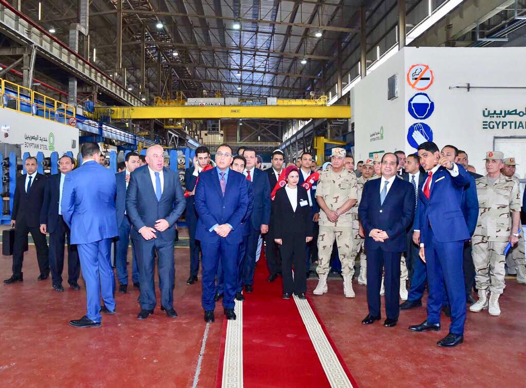 Ahmed Abou Hashima (@AhmedAbuHashima) on Twitter photo 2018-08-15 17:27:05 تشرفت اليوم بزيارة فخامة الرئيس عبد الفتاح السيسي رئيس الجمهورية لمصنع حديد المصريين بمحافظة بني سويف.. تفقد السيد الرئيس لسير العمل بالمصنع الأول من نوعه بالعالم وسام على صدر كل عامل وشريك في هذا الصرح الصناعي العملاق.. m.facebook.com/story.php?stor… تشرفت اليوم بزيارة فخامة الرئيس عبد الفتاح السيسي رئيس الجمهورية لمصنع حديد المصريين بمحافظة بني سويف.. تفقد السيد الرئيس لسير العمل بالمصنع الأول من نوعه بالعالم وسام على صدر كل عامل وشريك في هذا الصرح الصناعي العملاق.. m.facebook.com/story.php?stor…