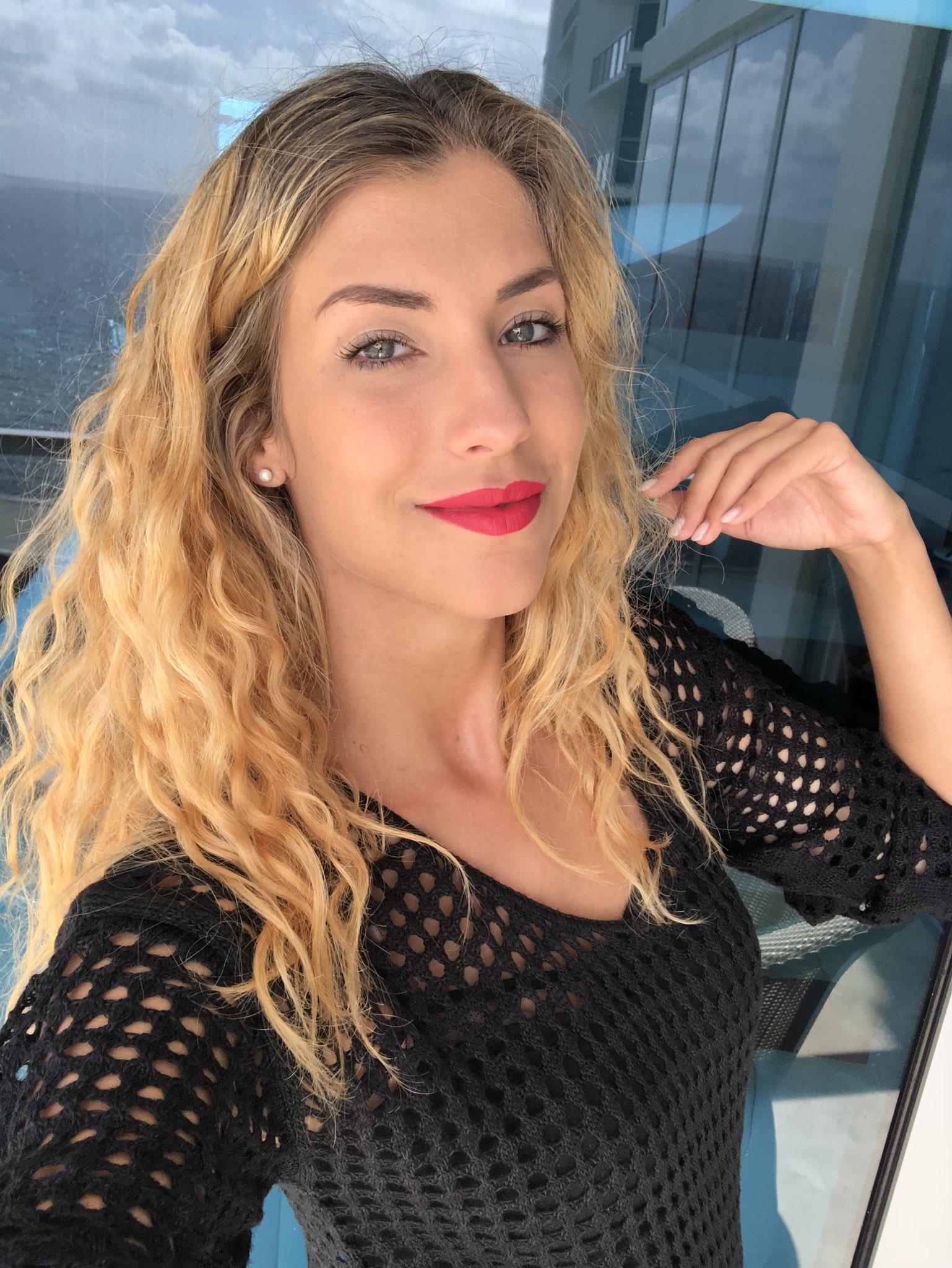 Shona River on Twitter: "Have a nice day💋😊…