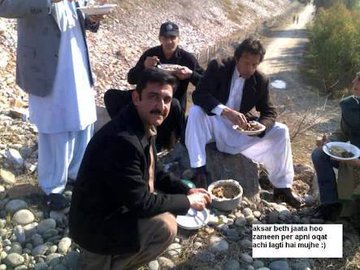 View image on Twitter