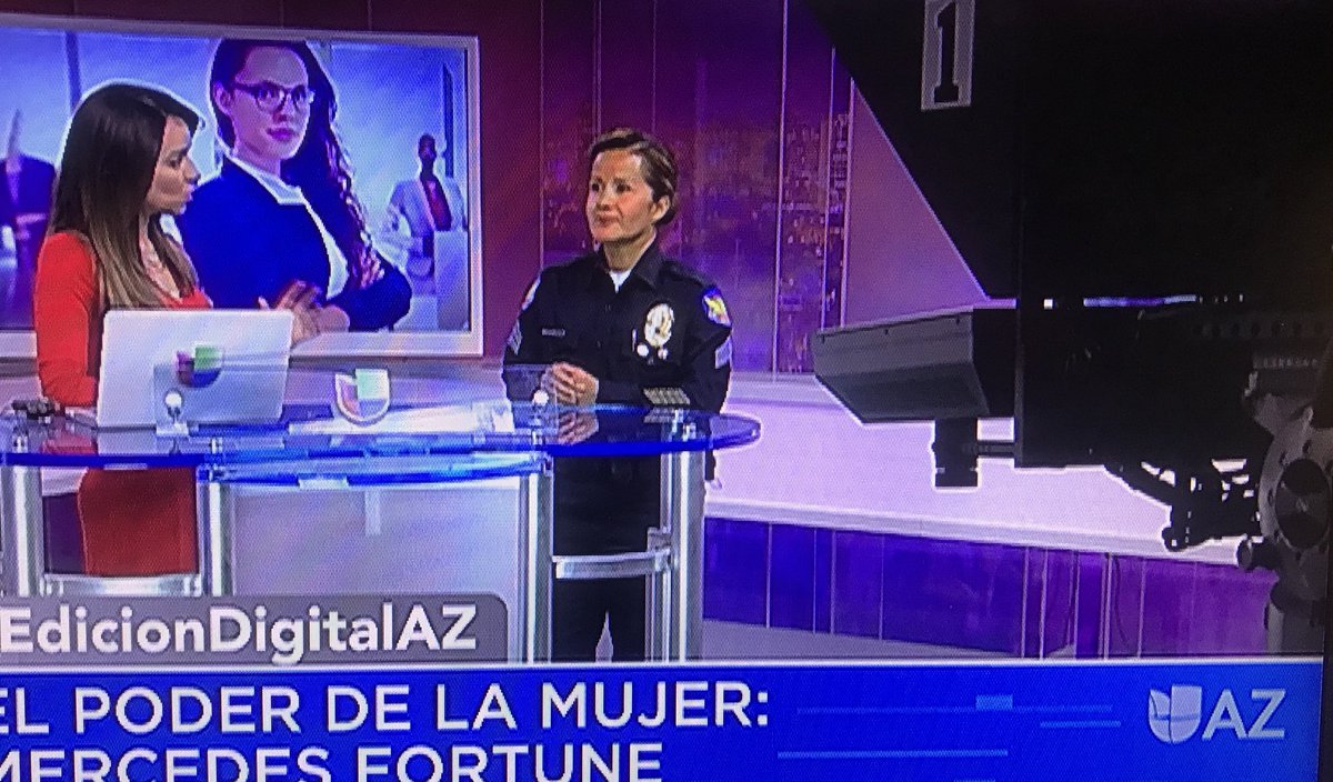 SheilaVNews's tweet image. Gracias a @SgtMFortune  por acompañarnos en #EdicionDigitalAz en nuestros segmento #ElPoderDeLaMujer para hablar de su existosa trayectoria. @UnivisionAZ