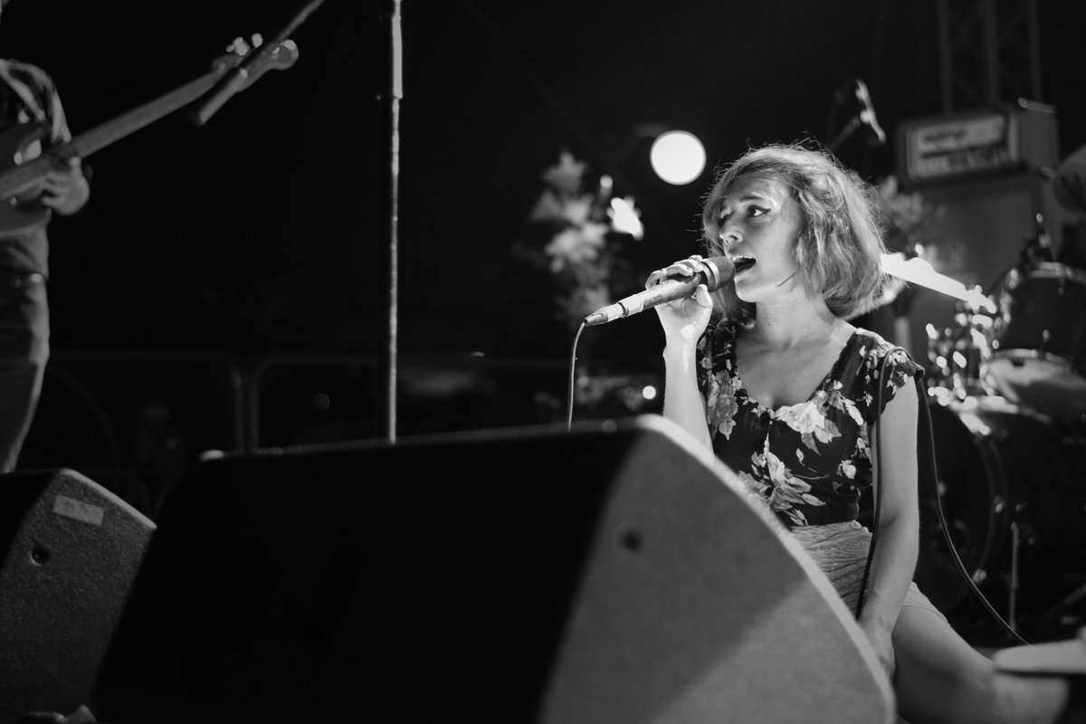 hereselle's tweet photo. #IndiegenoFest2018 🎶

Il racconto e la gallery completa su @partediscorso, link in fondo 🔥

🔹 #mescoliamoci 🔸
🔸 #indiegenofest2018 🔹
🔹 #indiegenitutti 🔸

© https://t.co/a9ufyR3A3c / Lucia Liberti

https://t.co/vOkqi151Mv https://t.co/saBmUQr5aH