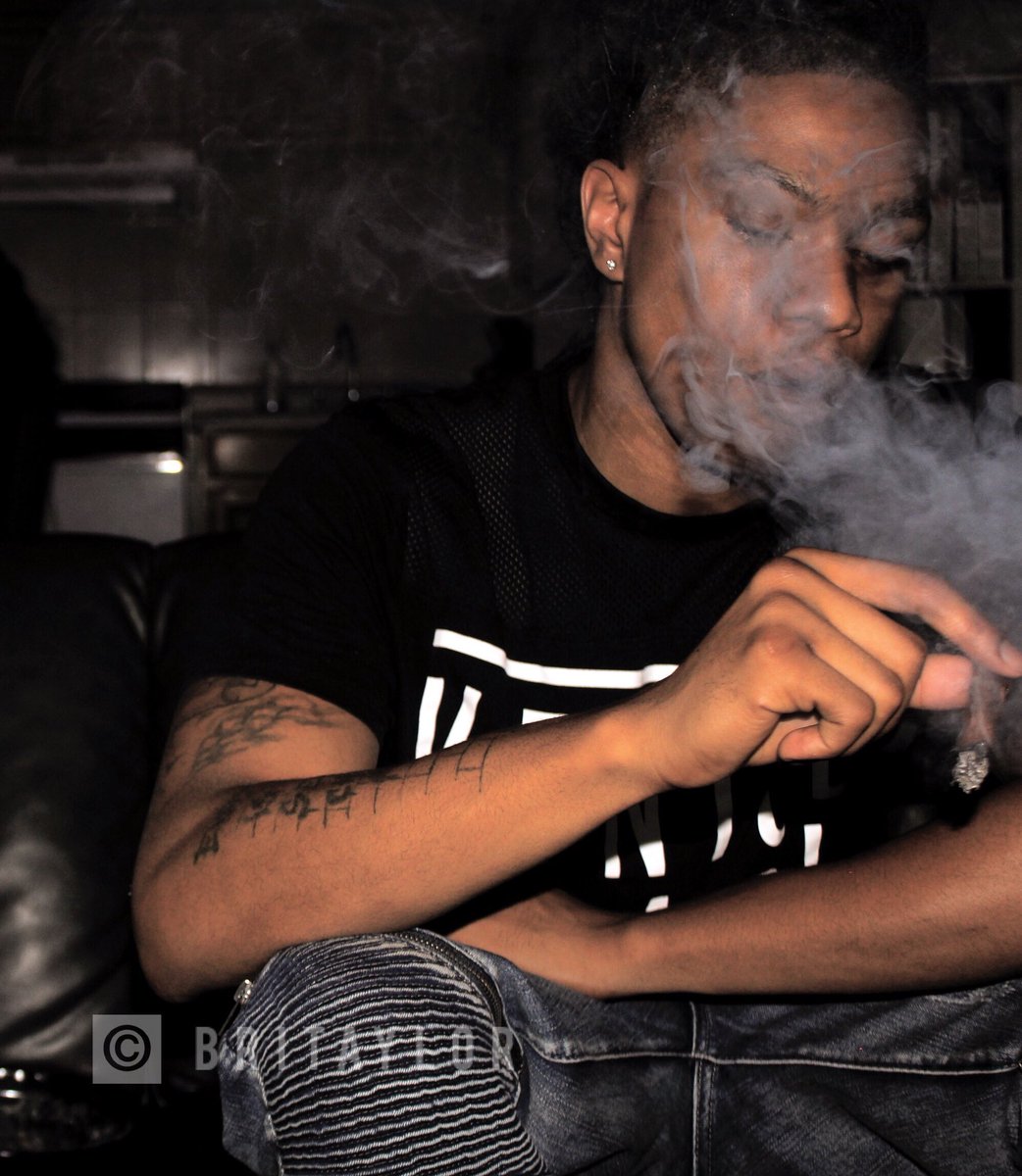 _jaycee773's tweet photo. Cashgang https://t.co/ODXcZukkX1