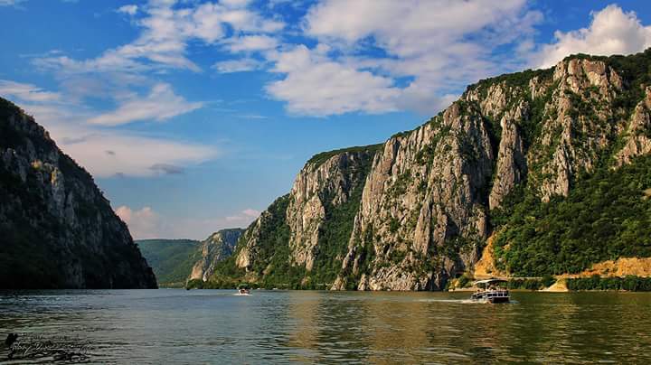 Travel_2Romania tweet picture