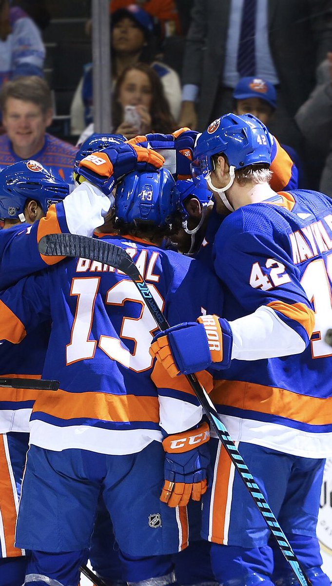 New York Islanders on X: This week's #WallpaperWednesday supports