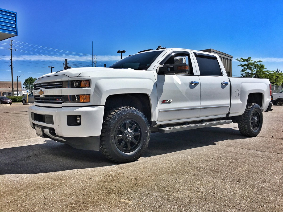 KalTire's tweet photo. Here's a set of @MotoMetalWheels "Shift" in Matte Black wearing a set of #RockProof @NokianTyresNA
on a @chevrolet Z71!
Check out some options for your ride here:https://t.co/GnxMoUi4Vp https://t.co/BWMNswYmSo