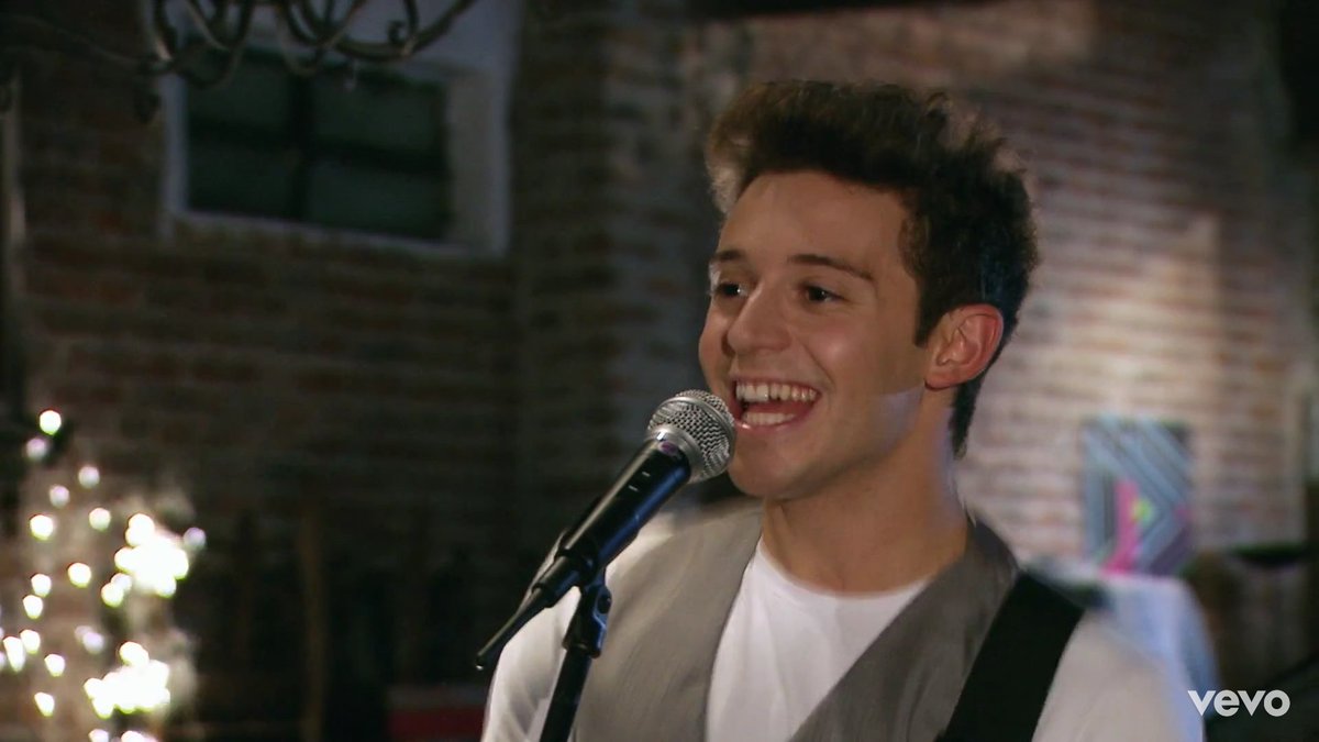 BandaRuggerista's tweet photo. Is hermoso
#RuggeroPasquarelli #KCAMexico https://t.co/Je1zlkPnpE