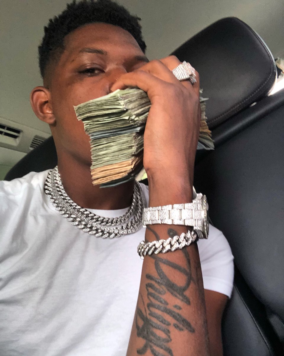 _YungBleu's tweet photo. Mood 👌🏾 https://t.co/3cJp7usFAt