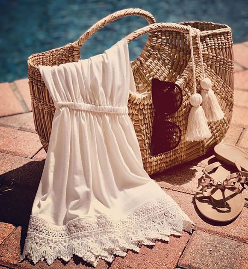 SAFSwimShow's tweet image. @cotobeachwear giving us the perfect summer cover up ✨😍 

#cotobeachwear #simpleandchic #straplessdress #beachfashion  #resortwear #beachlifestyle  #coverups #vacaymode #SwimShowExhibitor #TheCollectionAtSwimShow #SeeYouAtSwimShow #SwimShow2019