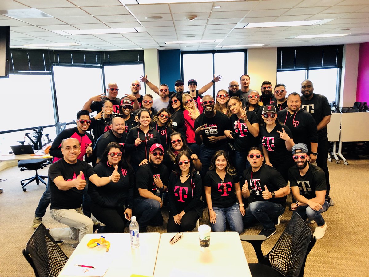 judithMbrad's tweet photo. @WinstonAwadzi leading ‘Insight Out’ for our leaders💥#runSSG #inclusion💯 @Kenyadunn12 https://t.co/VXFMSvHcJE