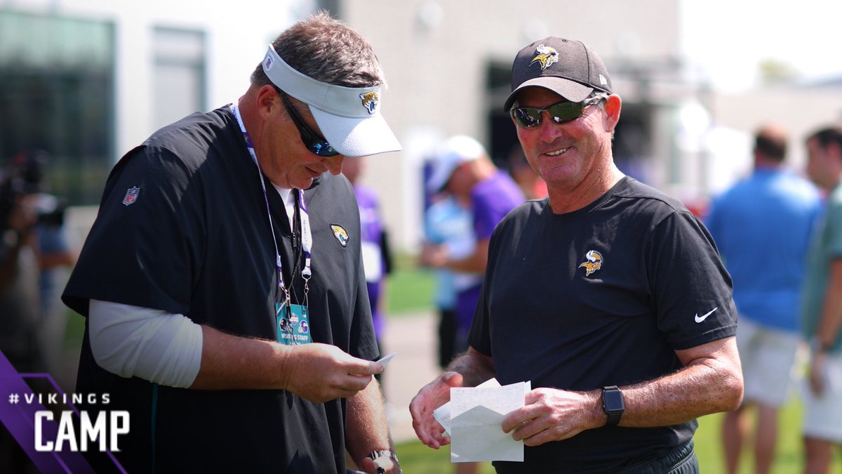 Coach Zimmer is ready for joint practices! #VikingsCamp https://t.co/rYU1JRYBbo