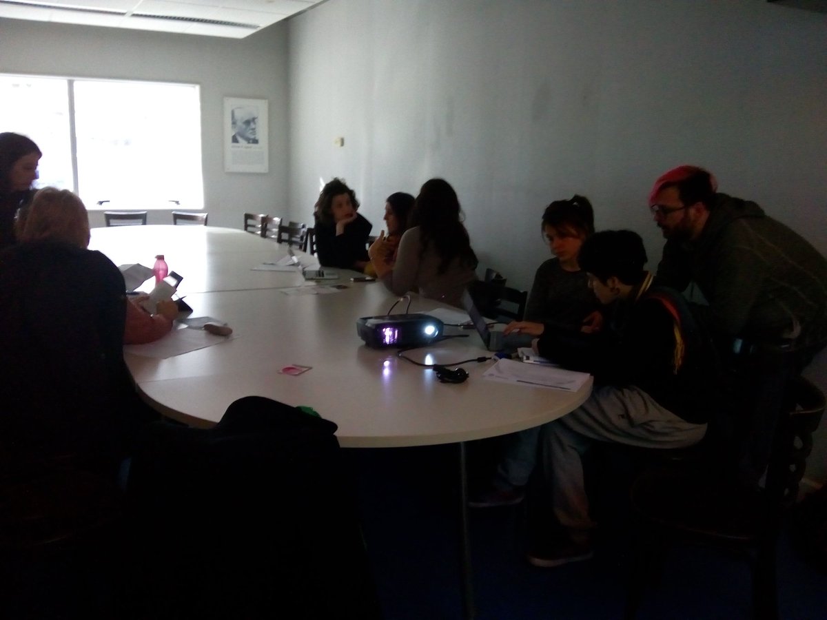 El taller de <a href="/plataformanodos/">Plataforma NODOS</a> sobre cómo manejar el patrimonio de artes escénicas en abierto #comunes2018