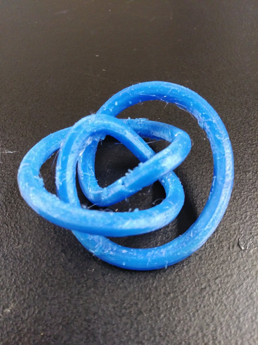 shskaercher's tweet image. &quot;Figure Eight Knot&quot; 
Source = en.wikipedia.org/wiki/Figure-ei…
1. @geogebra geogebra.org/m/t4jjnbgt
2. .stl from OpenJSCAD
3. .obj from @tinkercad
4. #3dprinted (and cleaned up support material)!
#MTBoS #iteachmath