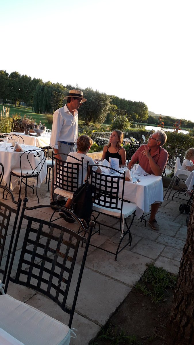 AstorgLy's tweet image. Merci Alain et son équipe @pont_royal 
@Restoleil