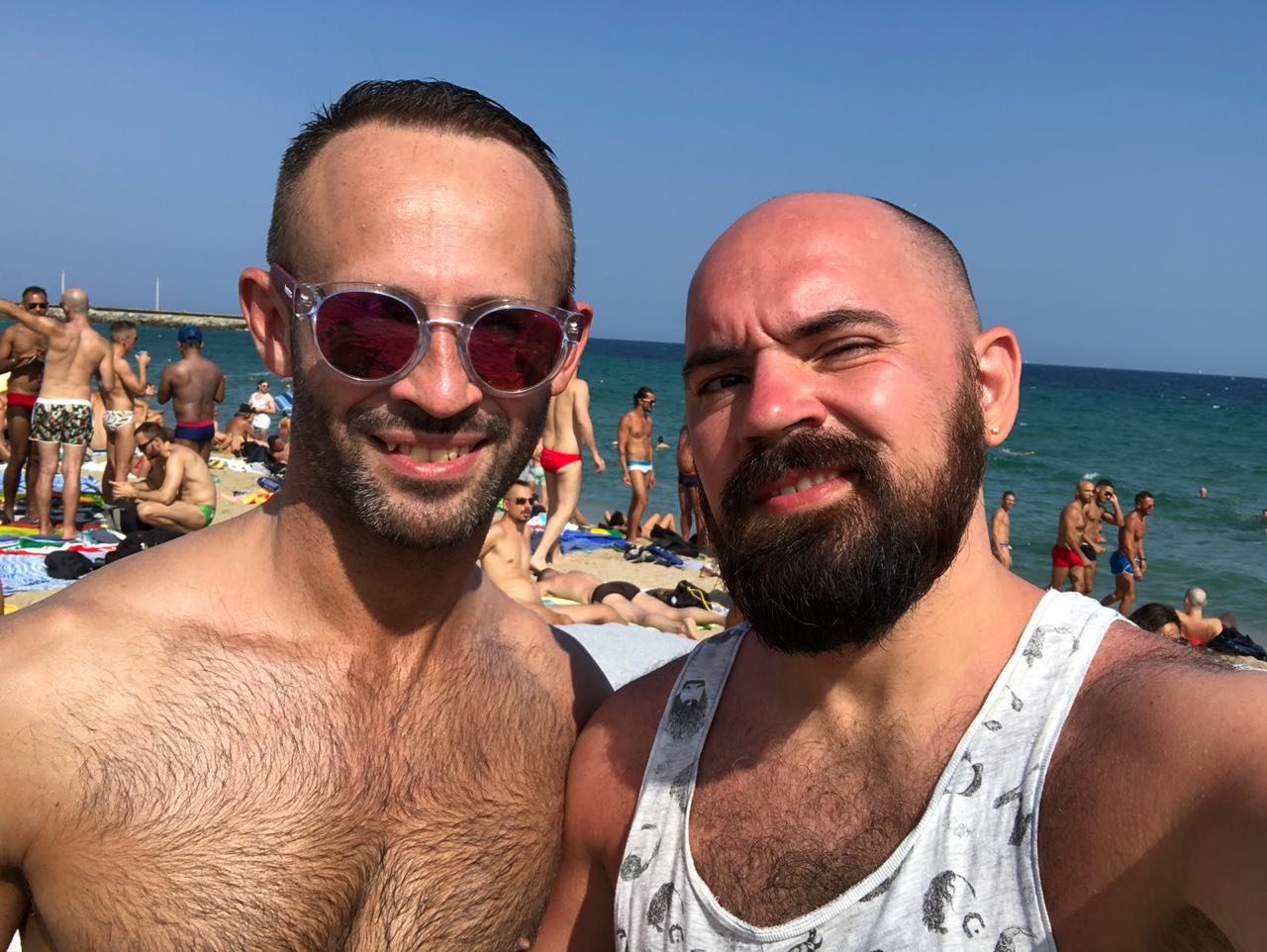 1 pic. Barcelona. Beach https://t.co/EFyer7EDwJ