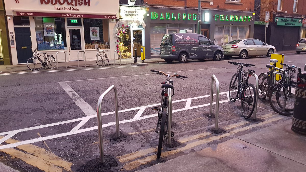 dublincycling's tweet photo. Good to see the new bike parking stands finally installed in Sandymount Village and being well used too, even late into the evening.
6 bikes currently parked where only 2 cars would have fit previously.
#DemandAStand https://t.co/1HrkxzO8zP