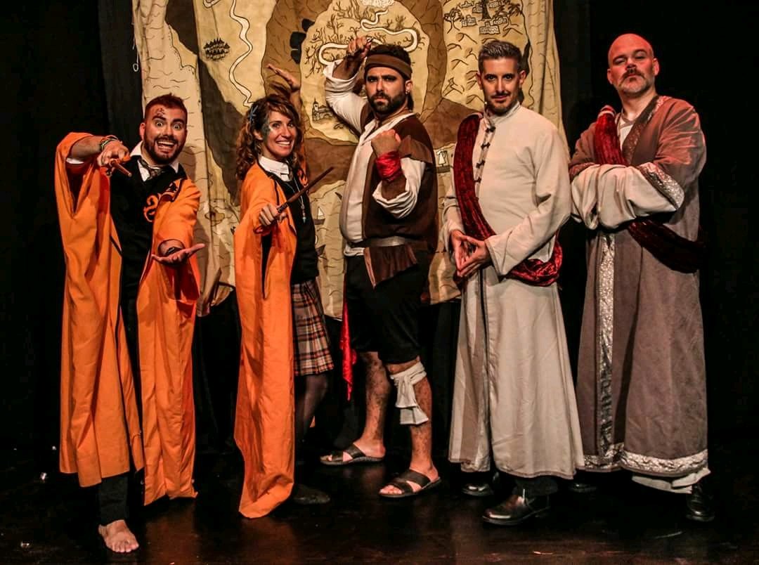 raisah's tweet photo. Ya están las fotos del Torneo en el FB de #ReinodeCalamburia 😍 #impromagos @Calamburteatro @ibrahim_gm @suledhel https://t.co/8utwbCeWxt