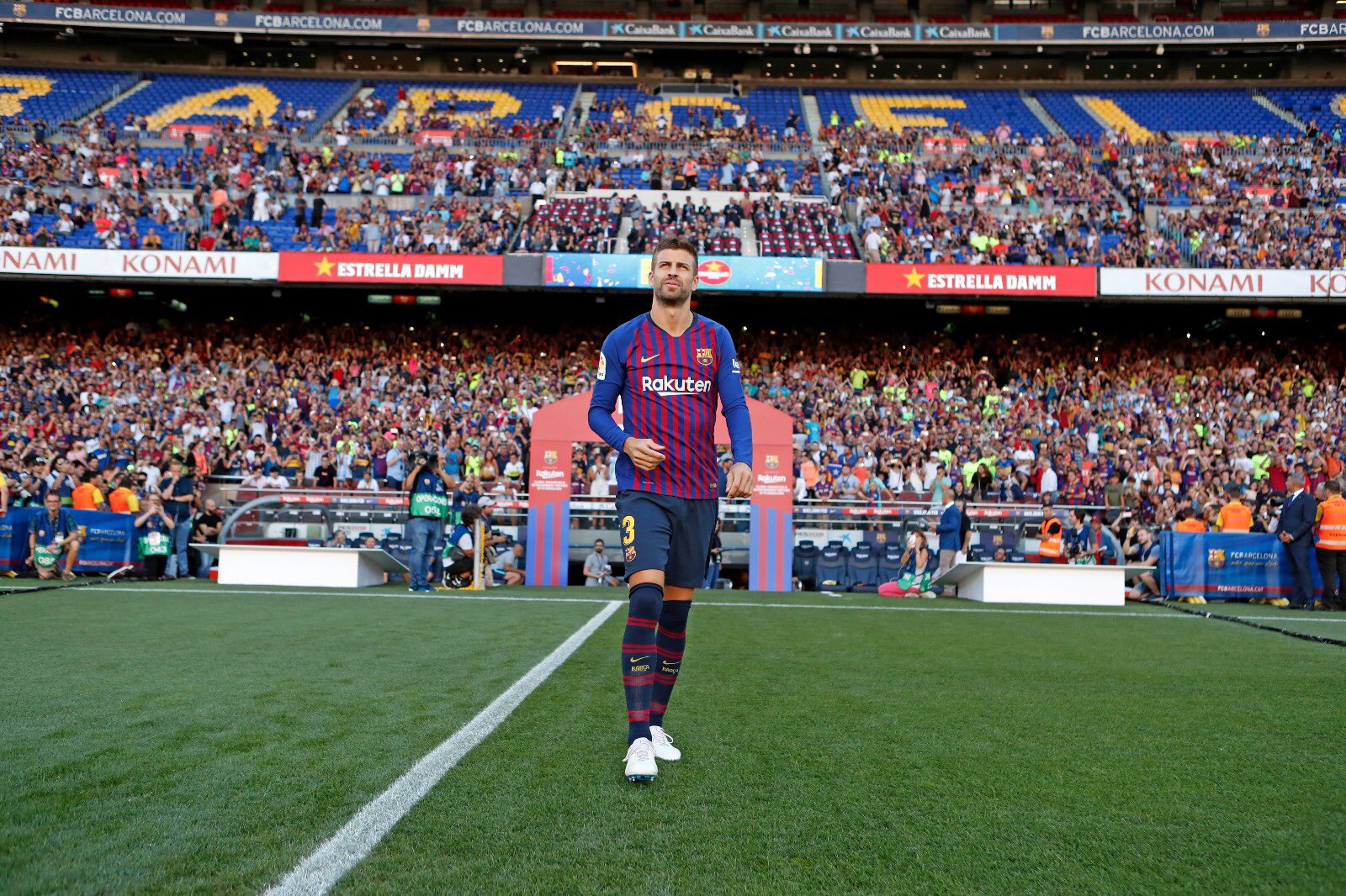صور مباراة : برشلونة - بوكا جونيورز ( 16-08-2018 )  DkqsAtlU8AE1pZT