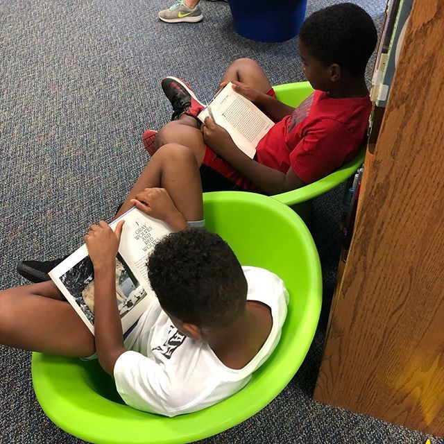 wwlibrarian's tweet photo. It’s great to have readers in the library on the #firstdayofschool #dentonisddelivers https://t.co/ZWA4LWvYfy https://t.co/jk7GrJmwlU