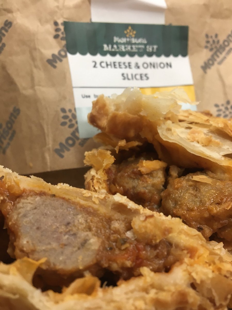 funkster_fearne's tweet photo. When your a veggie but bite into a ‘cheese &amp; onion’ pasty and it’s full of sausage 🤢🤢 @Morrisons you have made me feel ill tonight 🤢🤢#notveggie #grim @MorrisonsNews @morrisons https://t.co/a16zpmyd9G
