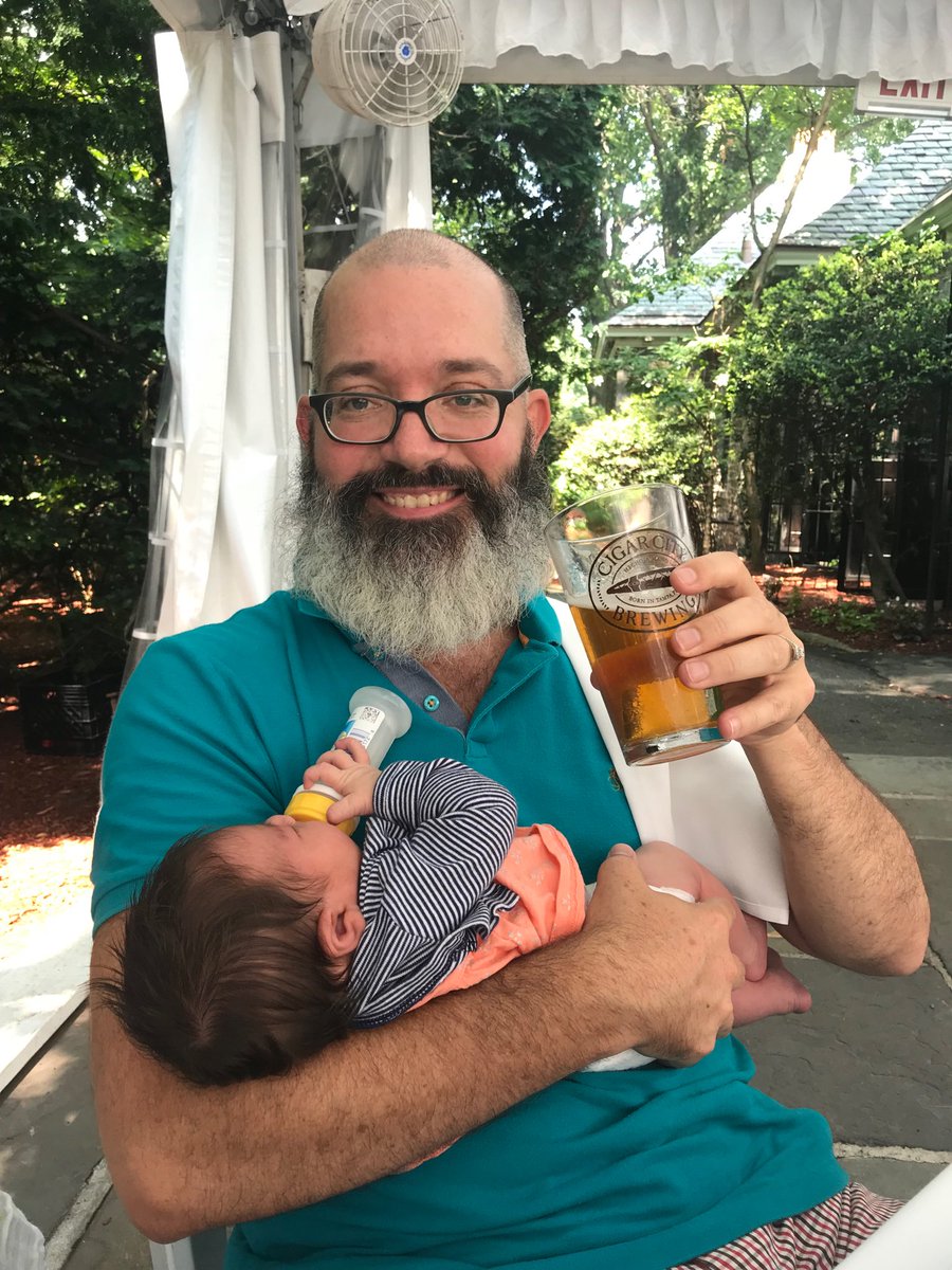 ElYuma's tweet photo. Getting our drinks on! Not sure who’s clutching their liquid more firmly. #FtTryon #NewLeafCafe https://t.co/lC6aUvWXSf