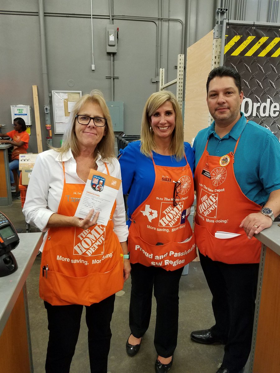 Tom Halbrook tweet media