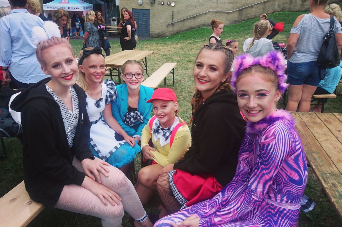 We had a great time at the 'Dancing Town' showcase last night! 🎶💜
Well done to our Jay Bee stars! 
🌟👏

#dancingtown #dancingbarnsley #jaybeetheatreschool #Barnsley #superstars #performance #beauties