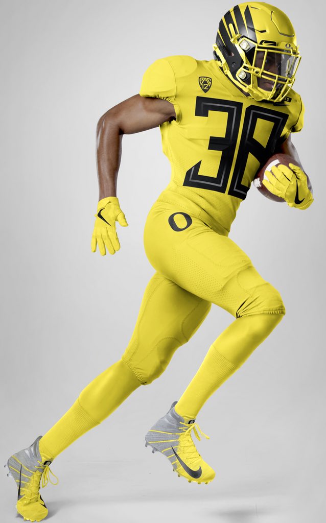 Are Oregon Ducks' cool uniforms and image seducing everyone, even  pollsters? 