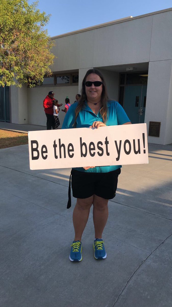 BeaUrenda's tweet photo. It was fun welcoming our sharks to the shark tank this morning.  #justkeepswimming #divedeep #rulethetank #teambcsd https://t.co/WTN9X9Z3Ni