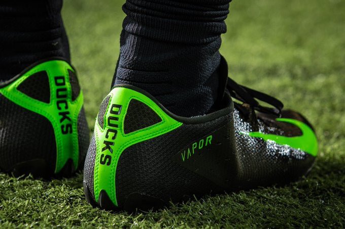 #BREAKING New Alternate uniforms for <a href="/oregonfootball/">Oregon Football</a> via <a href="/GoDucks/">GoDucks</a> #TBG