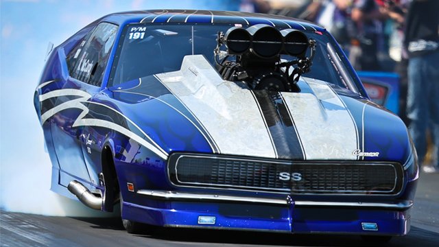 HotRodMedia's tweet photo. A cadre of Pro Mod drivers unleash their 250 MPH beasts @RaceMDIR this weekend for the 3rd Annual Super Chevy Show. #chevyperformance #chevy #dragracing https://t.co/b2dOLI2e82