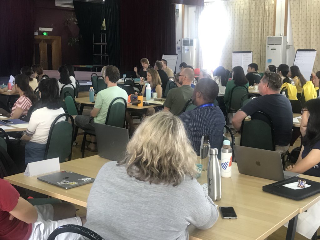 JRafaelAngelM's tweet photo. At @QAISEdu we continue to deepen our understanding in how to support students’ language development. Teachers analyze a piece of writing and reflect on the importance of setting task appropriately, ensuring there’s a clear purpose for communication. @glaubis2 #langchat #QAISLife https://t.co/bZtxSqSedx