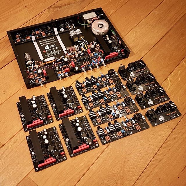 deBontAmps's tweet photo. The first in the line of ten #vidur #bass #preamp passed all tests with flying colours. Production is a go!! #soldering #allnightlong https://t.co/hWWAjaLnIi https://t.co/vc9gX7PMNY