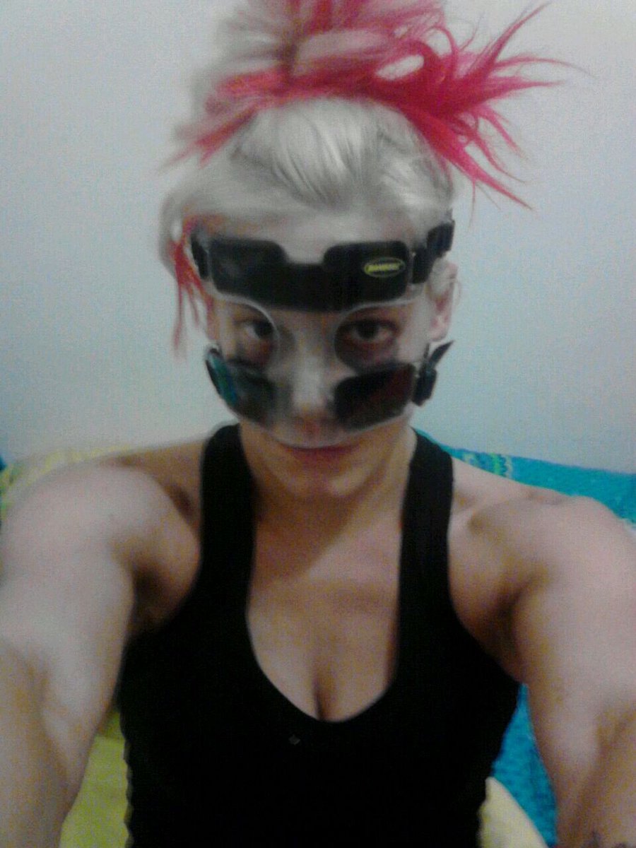 OscarShockDG's tweet photo. @TheTayaValkyrie @IMPACTWRESTLING @LuchaElRey @luchalibreaaa Stealing @CodyRhodes masks! #Clarooo #Obviooo https://t.co/hOFyofzksz