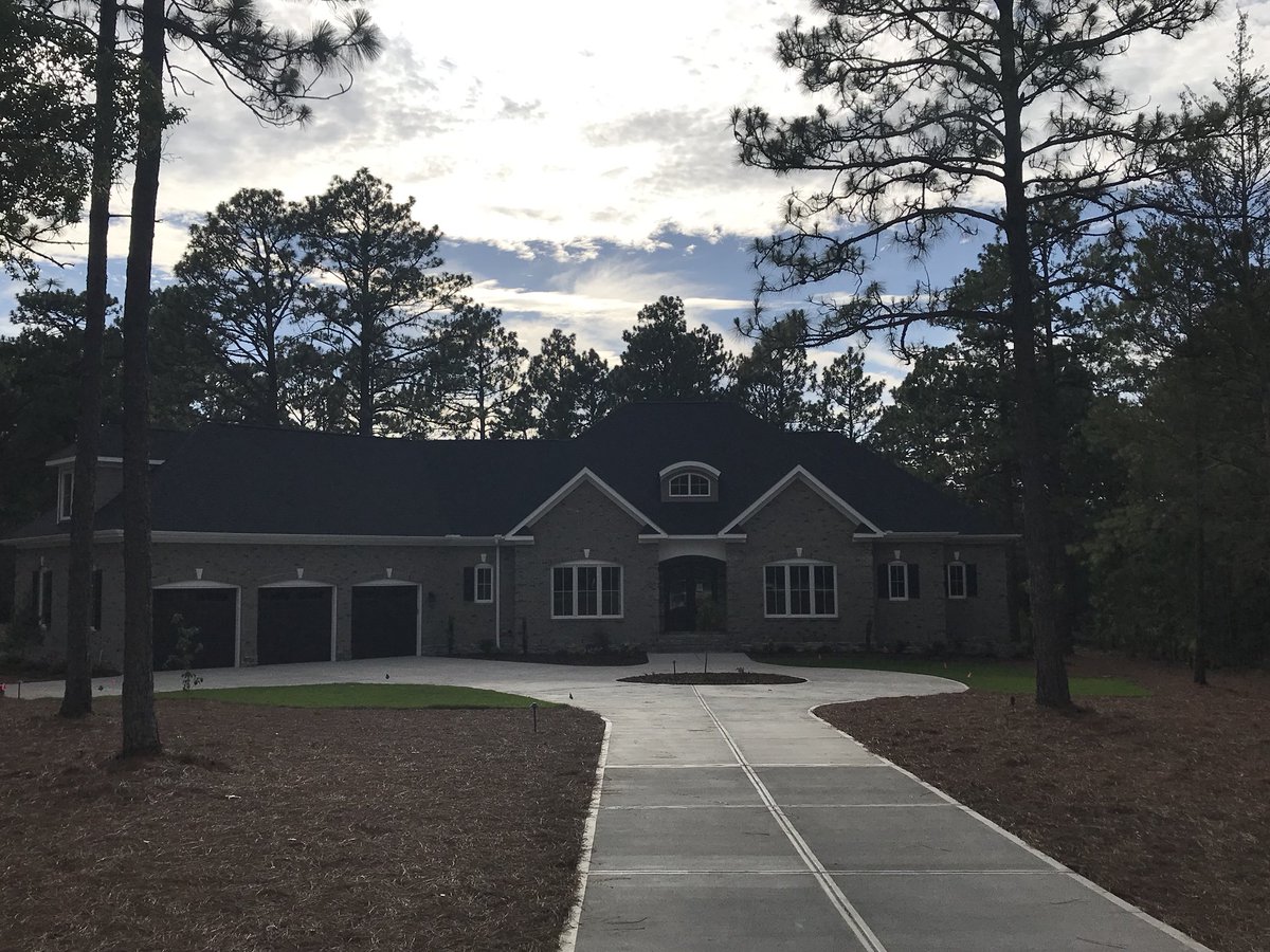 MastersPropInc's tweet photo. 106 Chesterfield Dr. in Pinehurst is complete! Our team is so excited to say WELCOME HOME to our newest homeowners! We can’t wait to hear about the memories made in this incredible dream 🏡! #MastersQuality https://t.co/jmxgG3iVIZ