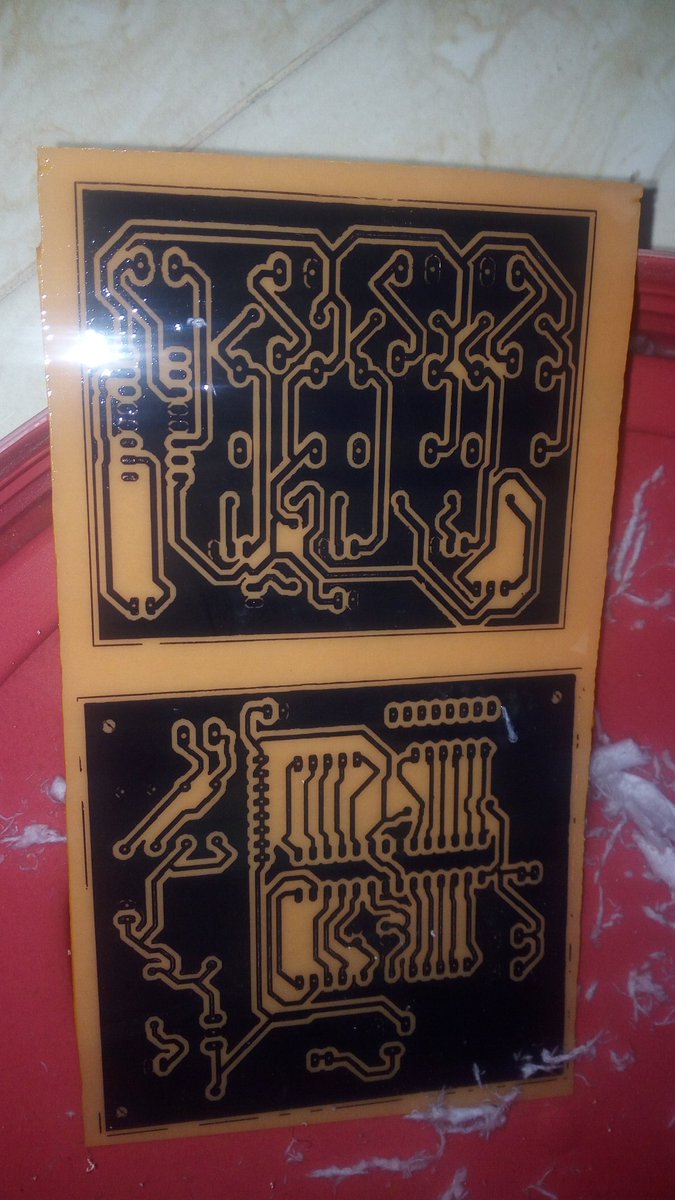 NThetechie's tweet image. circuit printing..
#etchingprocess
#pcb
#circuitdesign
#code255_electronics