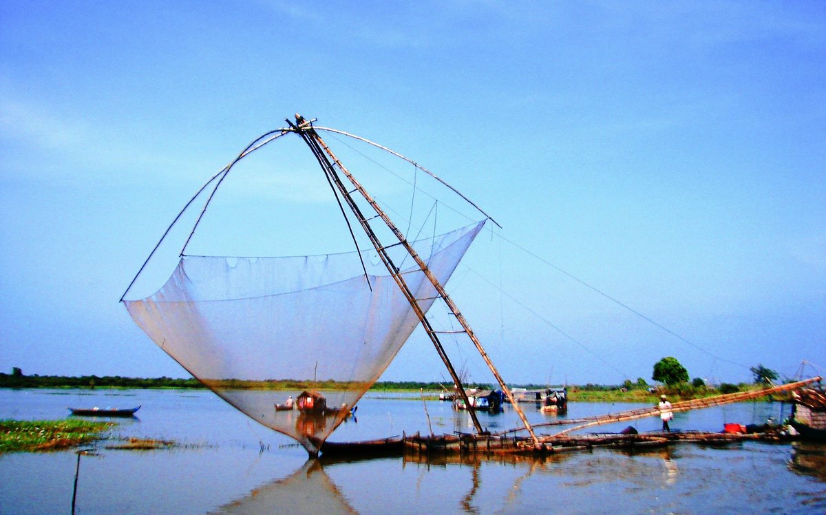 “Angkor Wat and the floating villages are great examples of experiences that allow guests to truly immerse themselves in the region. They can touch, feel, taste, hear and smell the real culture.” – 📷 <a href="/MomTrafalgar/">Mom Traypich</a>,  Travel Director, Cambodia #FloatingVillages #Cambodia