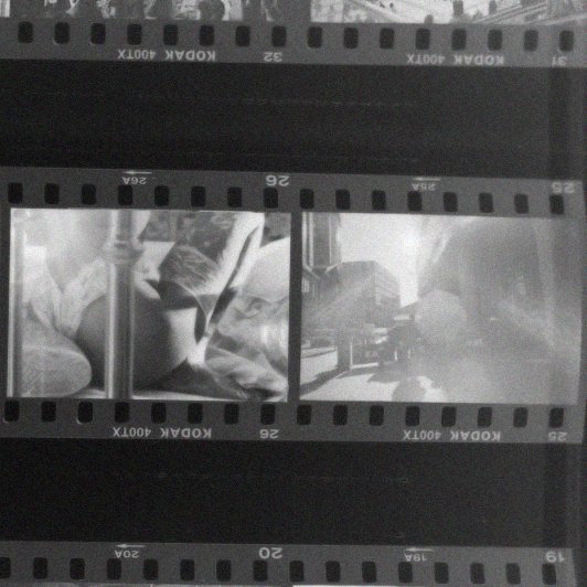 -.Decreta-a. Que essa seja a minha sentença após te esquadrinhar na totalidade. Vistoriando cada recanto dessa alma cansada, refreando a mente alastrada.