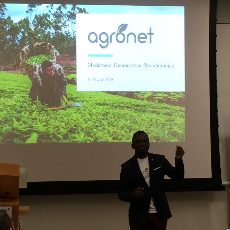 uclaanderson's tweet photo. From @FoundersBootcmp, mentors @uclaanderson, friends, family and VCs heard the pitches of teenage founders from around the world with projects designed to disrupt industries and change the world. Companies included: Waterpoint, Trill, Loop, Hero and Argonet.
#Entrepreneurship https://t.co/LOnUANnaZZ