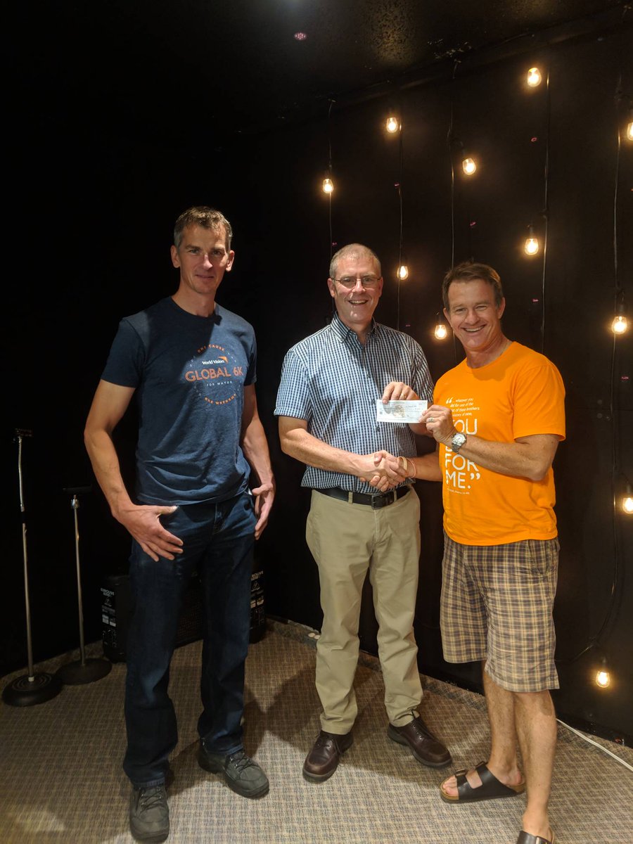 Sojourner4T's tweet photo. Just got back from #ThreeHills where I picked up a cheque 4 over $3,000. Thru the #6Krunforwater and the generous offerings at 2 #unity services $15,000 was raised 2 bring #CleanWater 2 communities in #Africa!  #WorldVisionCan #CommunityTransformation #Hope #TeamWorldVision https://t.co/fRuUEYj6sk