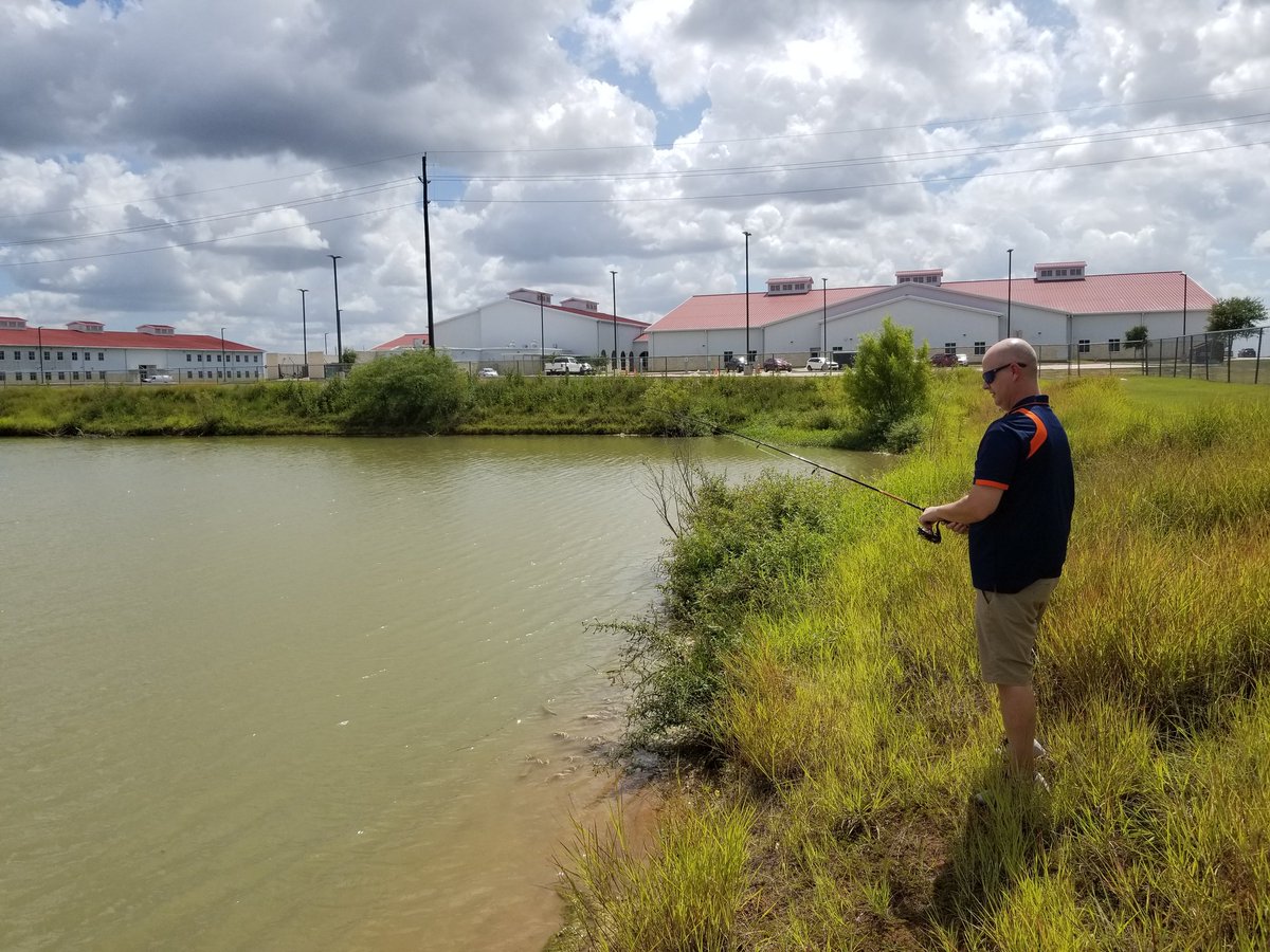 N_Zapalac's tweet photo. Took a break from decorating my room to get a little fishing in
#prmssummerfun
#waterselfie https://t.co/3rqSI5dVqY