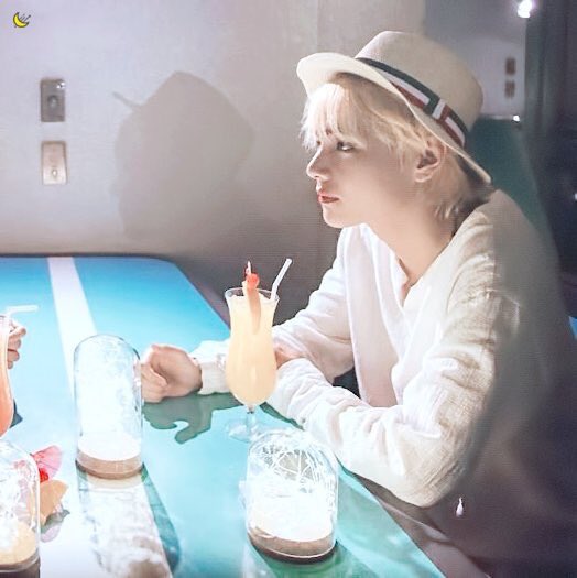 taehyungpic tweet picture
