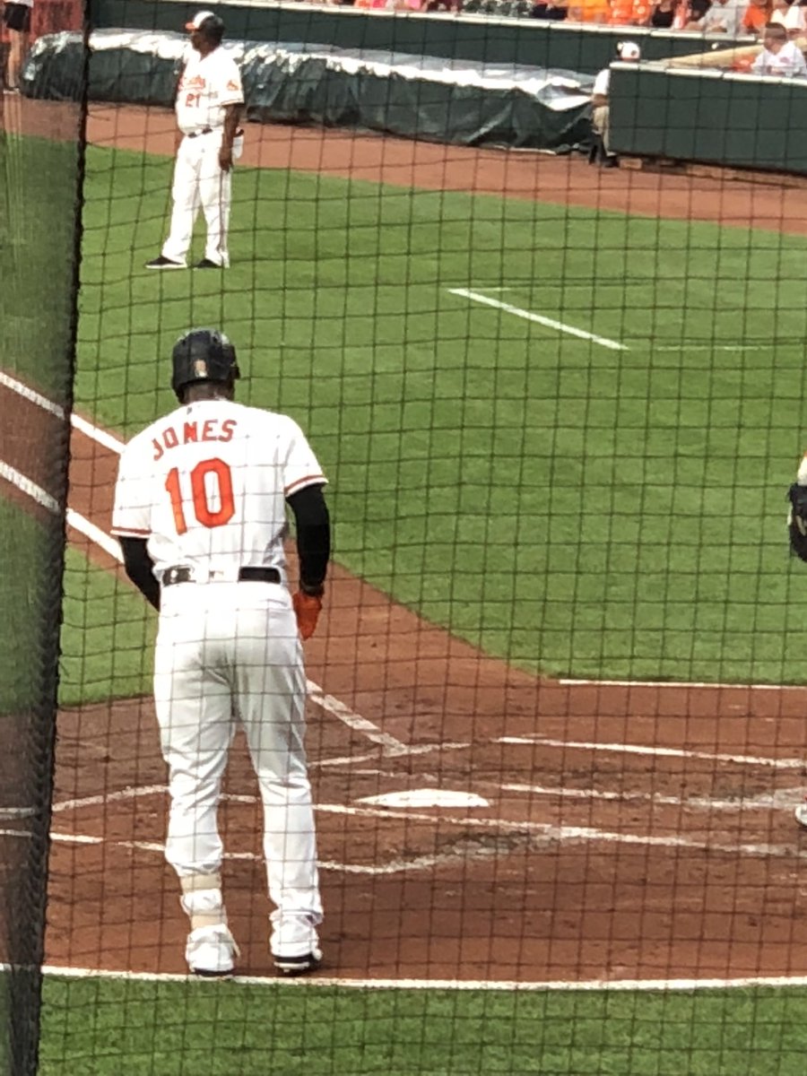 FreddieTheOsFan's tweet photo. Not sure if this is my last time seeing you in an O’s uniform. If it is, I cannot begin to describe my level of gratitude for what you’ve done for both the city and the team. https://t.co/wLxo1aboUx