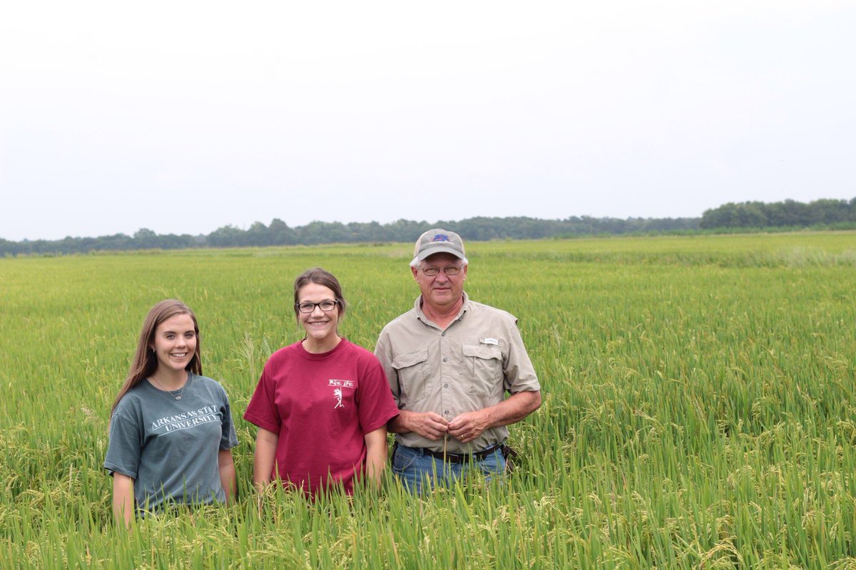 rchlapecka's tweet photo. It’s been great working with ⁦Sarah Becker⁩ and Meagan Bridgeman this summer.  I hope we’ve provided a worthwhile service to Farmers Supply Association member/customers.  Thanks to Ryan Manley, Bariek Bush, and everyone else who has been in the field this summer as well. https://t.co/TgJSrdeOFX