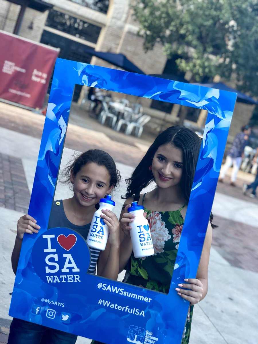 greg_wukasch's tweet photo. @HistoricPearl @MySAWS It’s a #Waterful night at the Pearl! #SAWSsummer https://t.co/K1WLUCybUP