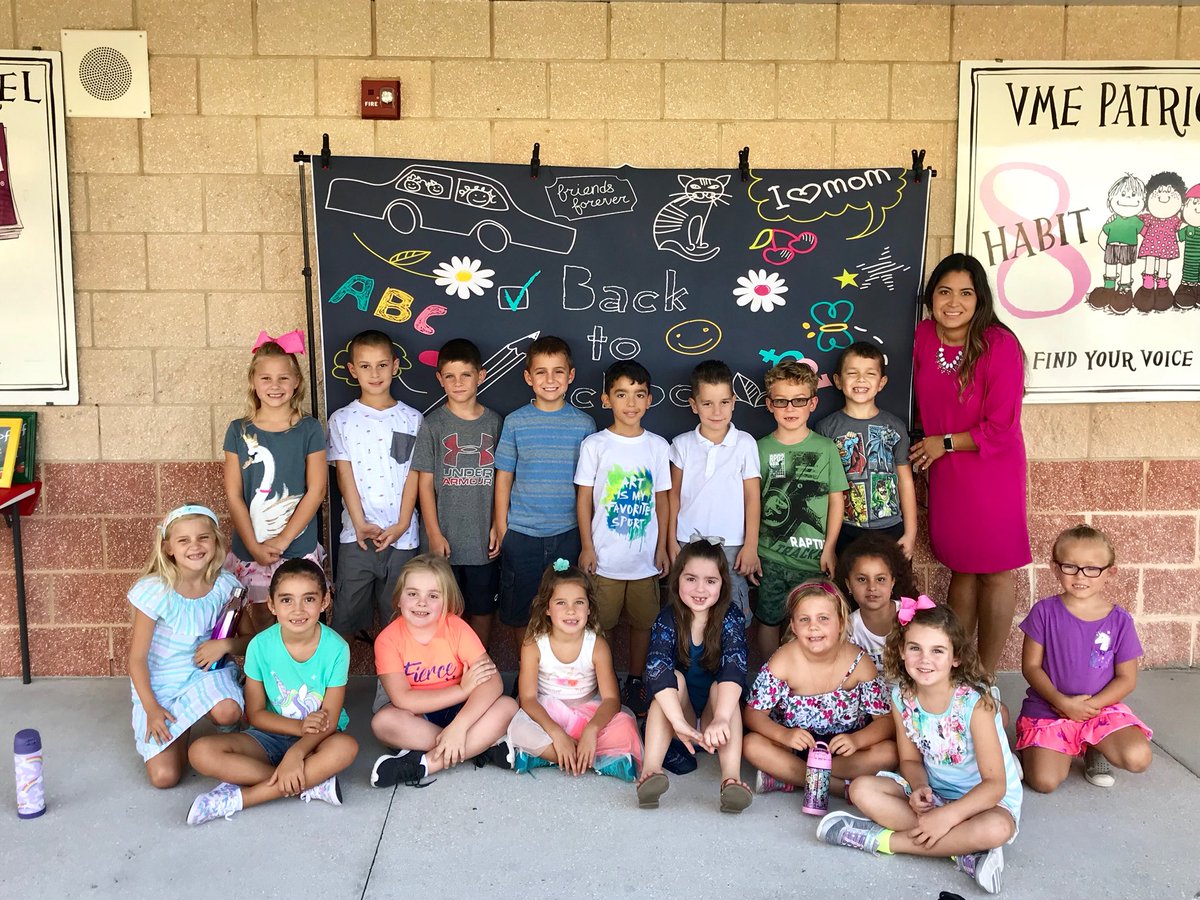 padillaheroes's tweet photo. Mrs. Padilla’s first graders had an amazing first day! @VMEPatriots @FirstVme @collierschools https://t.co/y2EqsYoH7F