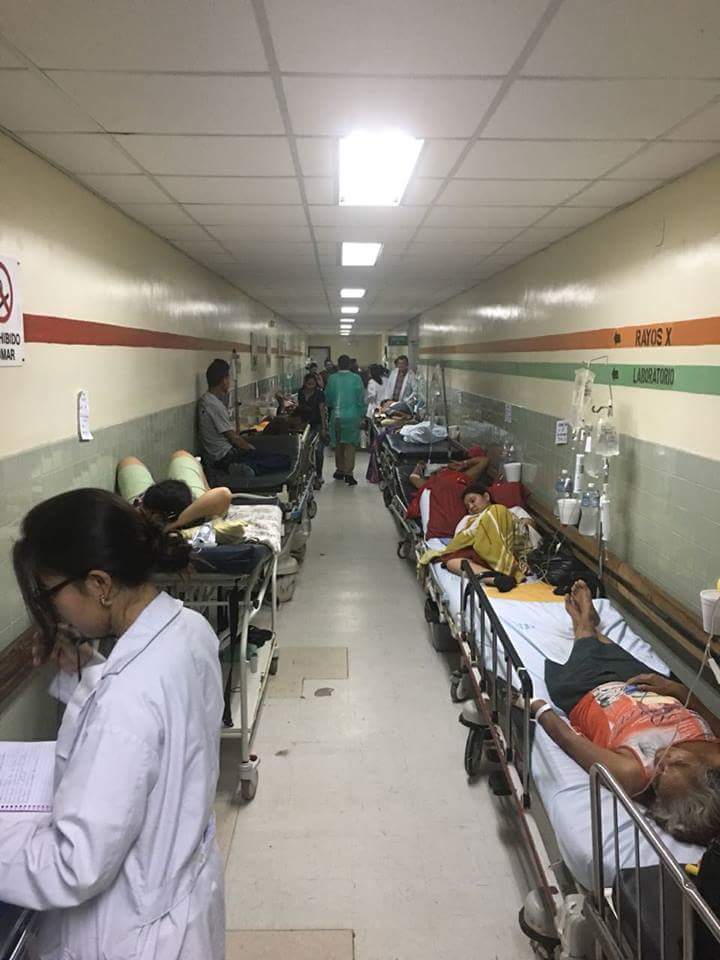 Juanorl86455644's tweet photo. Manda a decir JOH que si van al Hospital escuela por una EMERGENCIA, primero compren los siguientes implementos , solo para carros blindados y bombas 
#FueraJoH
#CorruptusInExtremis
#IDontWantToLeaveMyCountry @NormaJTorres @CIDH @ONU_derechos @VP @RosLehtinen @SenatorCardin https://t.co/zoQXFShynb