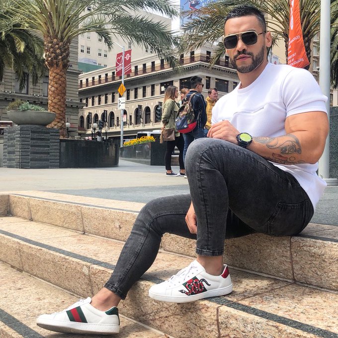 I wear clothes sometimes &mdash; 🤷🏻&zwj;♂️🐍  .. .. .. .. #aradwinwin #Persian #muscle #smooth #tattoo #underwearmodel<a href="/tag/bodybuilding"class="tags"><span>#bodybuilding</span></a><a href="/tag/sanfrancisco"class="tags"><span>#sanfrancisco</span></a><a href="/tag/lifestyle"class="tags"><span>#lifestyle</span></a><a href="/tag/lean"class="tags"><span>#lean</span></a><a href="/tag/muscle"class="tags"><span>#muscle</span></a>